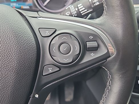 Used 2020 Buick Envision Essence FWD image 20