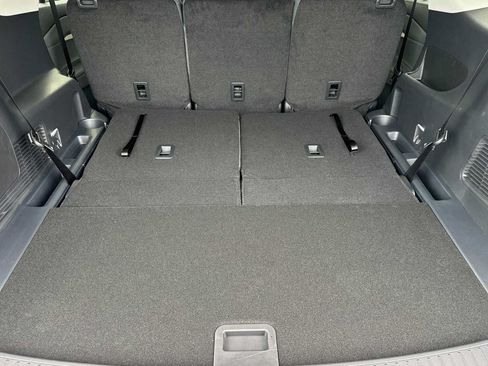 New 2026 Ford Explorer Active RWD image 13