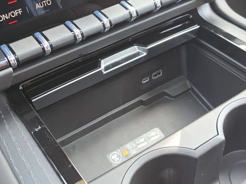 New 2026 GMC Yukon XL AT4 Ultimate w/ LPO, Floor Liner Package AWD/4WD image 35