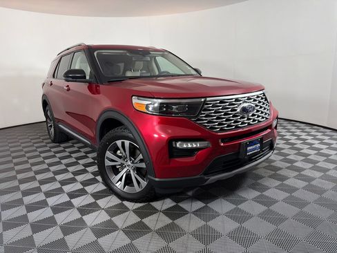 Used 2020 Ford Explorer Platinum w/ Premium Technology Package AWD/4WD image 1