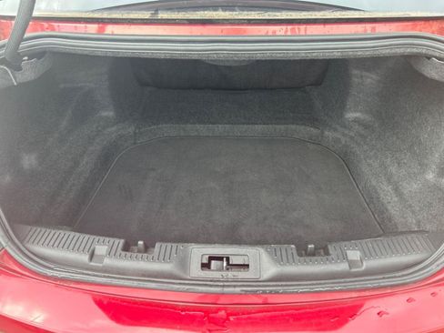 Used 2013 Lincoln MKS AWD image 22