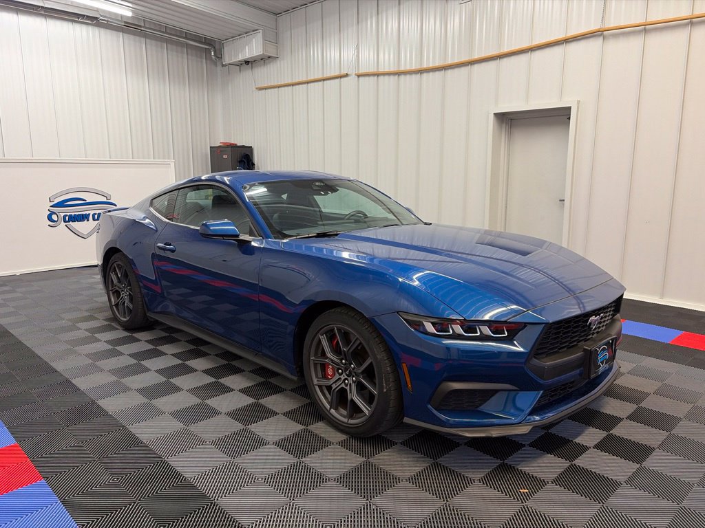 Used 2024 Ford Mustang Coupe w/ 2.3L High Performance Package RWD image 3