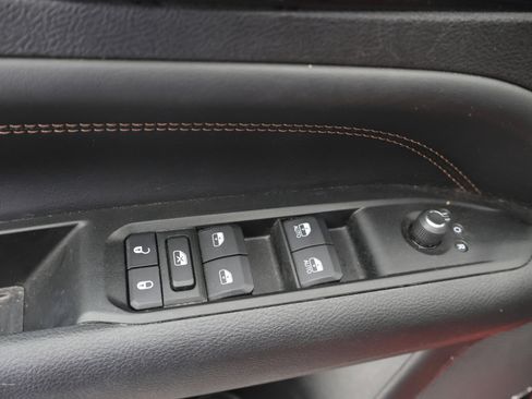 Used 2022 Jeep Compass Limited AWD/4WD image 40