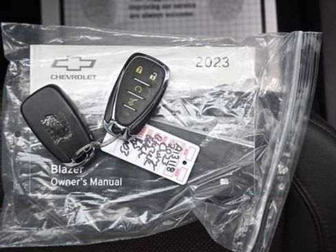 Used 2023 Chevrolet Blazer RS w/ Driver Confidence II Package AWD/4WD image 12
