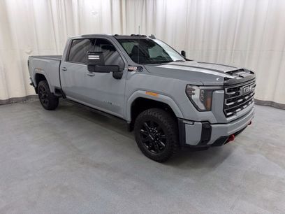 Used 2025 GMC Sierra 2500 AT4 w/ AT4 Premium Plus Package