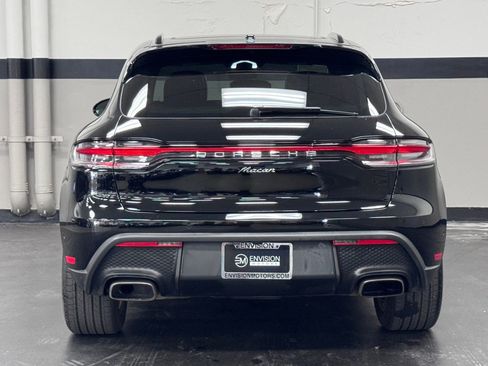 Used 2024 Porsche Macan AWD/4WD image 10