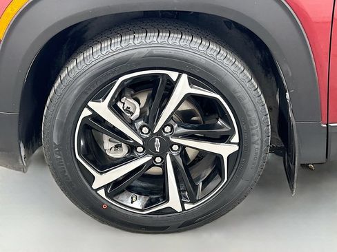 Used 2023 Chevrolet TrailBlazer RS w/ Technology Package FWD image 27