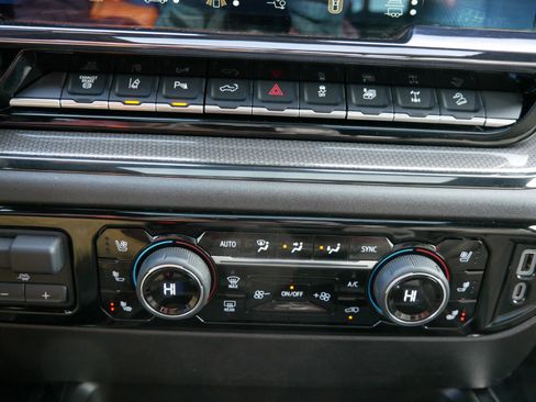 Used 2024 Chevrolet Silverado 2500 ZR2 w/ ZR2 Bison Edition image 28