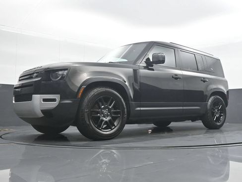 Used 2024 Land Rover Defender 110 S AWD/4WD image 26