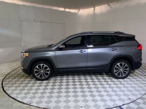Used 2019 GMC Terrain SLT w/ Preferred Package AWD/4WD image 8