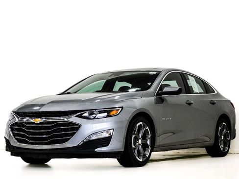 Used 2024 Chevrolet Malibu LT FWD image 3
