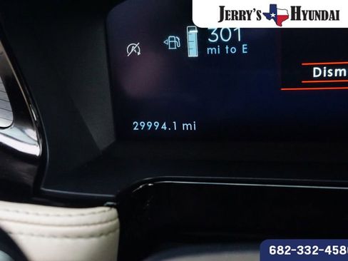 Used 2024 Lincoln Corsair AWD w/ Equipment Group 101A image 9