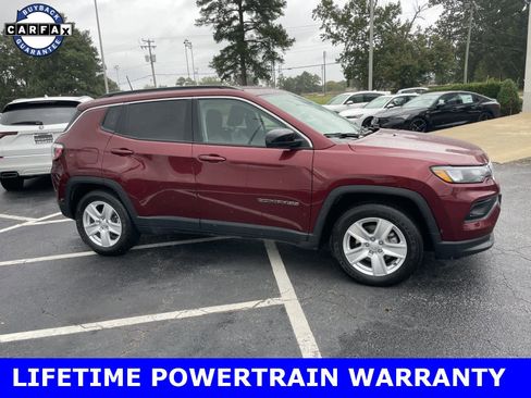 Used 2022 Jeep Compass Latitude image 6