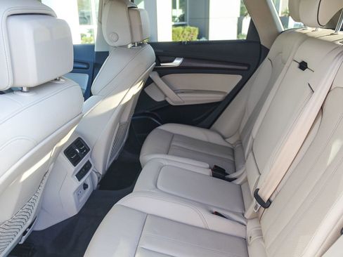 Certified 2023 Audi Q5 2.0T Premium Plus w/ Premium Plus Package image 19