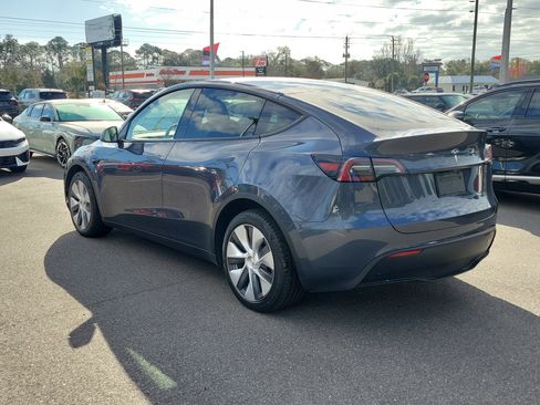 Used 2023 Tesla Model Y Long Range image 4