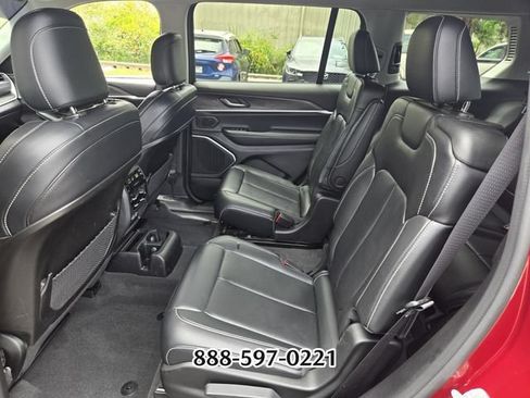 Used 2021 Jeep Grand Cherokee L Limited RWD image 12