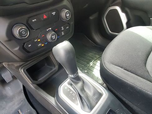 Used 2018 Jeep Renegade Sport w/ Power & Air Group FWD image 15