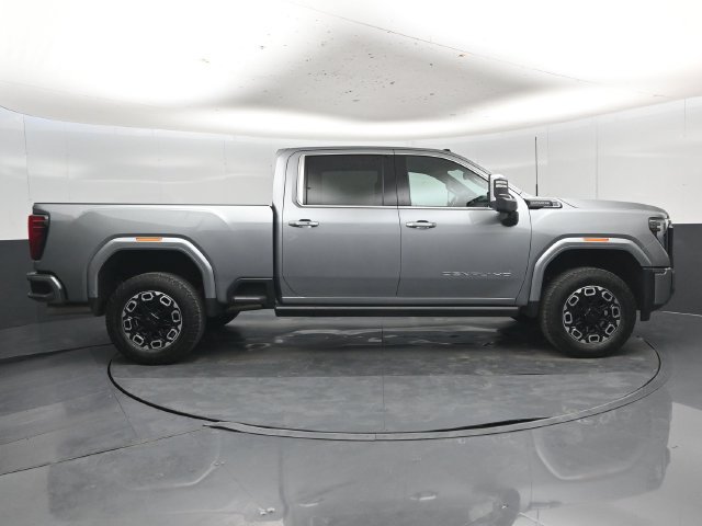 Used 2025 GMC Sierra 3500 Denali Ultimate AWD/4WD image 34