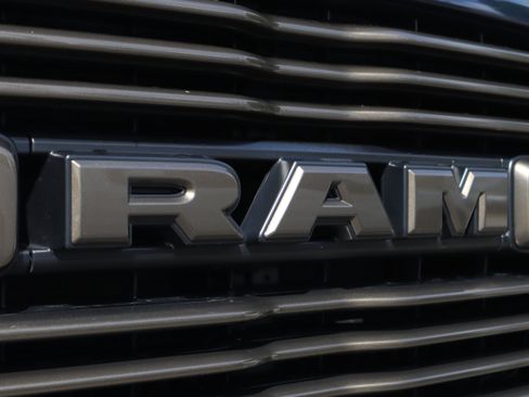 Used 2024 RAM 2500 Laramie w/ Night Edition AWD/4WD image 35