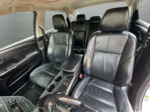 Used 2013 Toyota Avalon XLE image 25