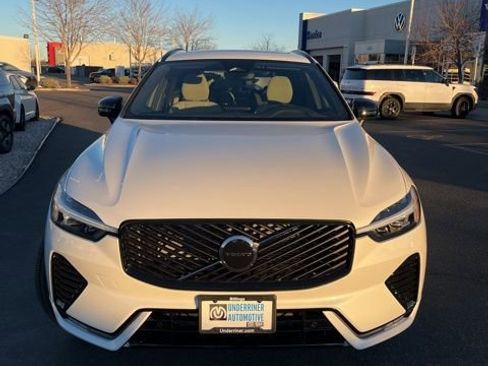 New 2026 Volvo XC60 B5 Core AWD/4WD image 8