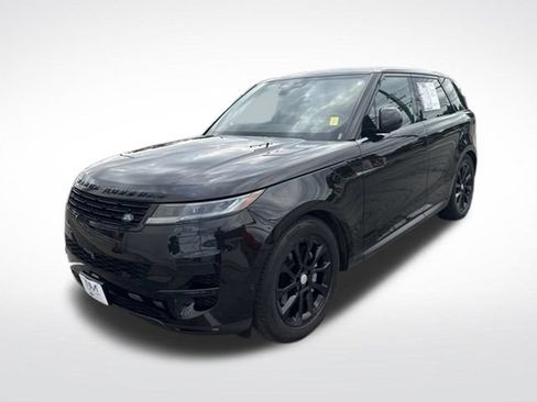 Used 2025 Land Rover Range Rover Sport SE AWD/4WD image 3
