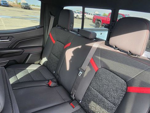 Certified 2026 Chevrolet Colorado Z71 AWD/4WD image 17
