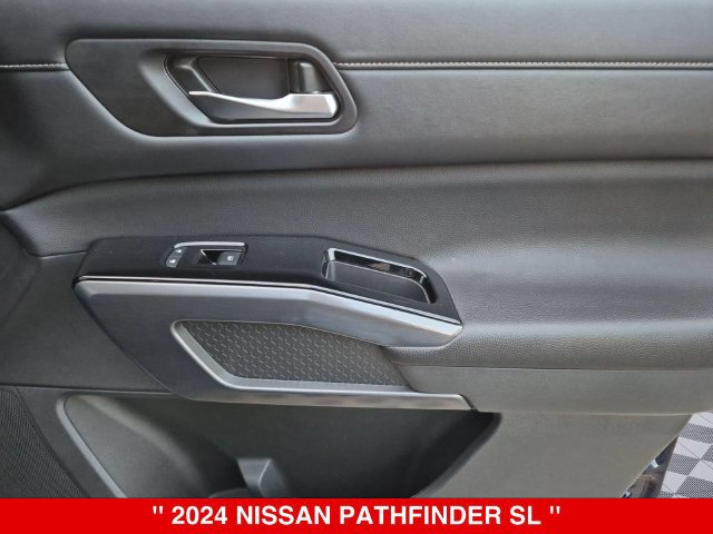 Certified 2024 Nissan Pathfinder SL AWD/4WD image 37