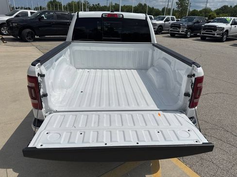 Used 2023 RAM 1500 Laramie AWD/4WD image 18