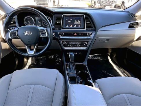 Used 2019 Hyundai Sonata SEL image 15