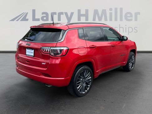 Used 2022 Jeep Compass Limited image 5