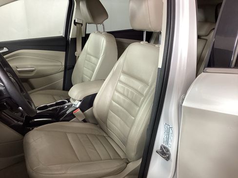 Used 2016 Ford Escape Titanium AWD/4WD image 15