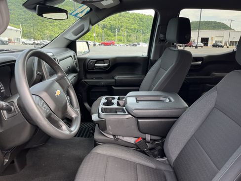 Used 2024 Chevrolet Silverado 1500 Custom AWD/4WD image 11