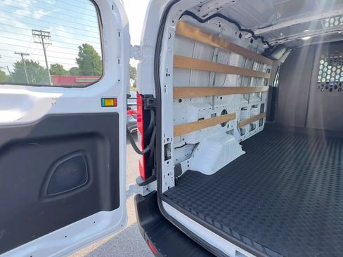 Used 2025 Ford Transit 250 Low Roof w/ Exterior Upgrade Package RWD image 17