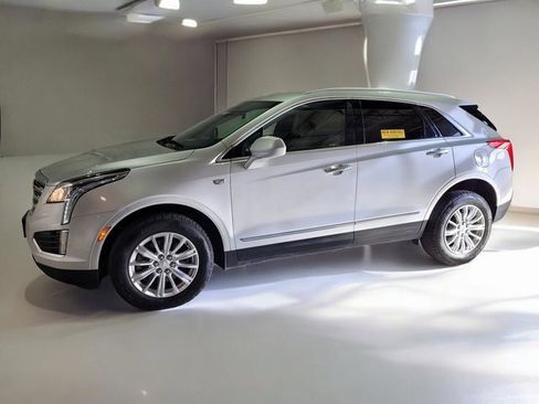 Used 2018 Cadillac XT5 FWD image 18