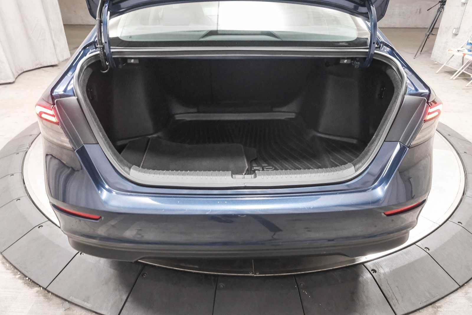 Used 2024 Honda Accord EX image 30