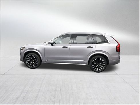 New 2026 Volvo XC90 B6 Plus w/ Protection Package Premier AWD/4WD image 2