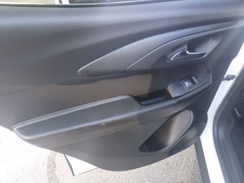 Used 2023 Chevrolet TrailBlazer LT image 16