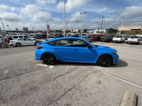 Used 2025 Honda Civic Type R image 6