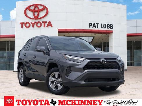 Used 2025 Toyota RAV4 XLE w/ Convenience Package FWD image 1
