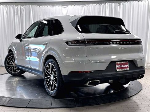 New 2026 Porsche Cayenne AWD/4WD image 3
