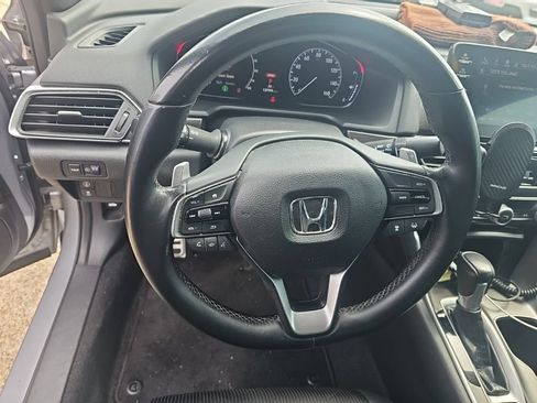 Used 2018 Honda Accord Sport image 20