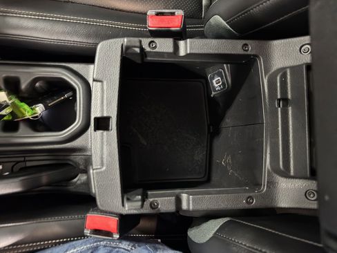 Used 2023 Jeep Wrangler Unlimited Sport w/ Xtreme 35 Tire Package image 31