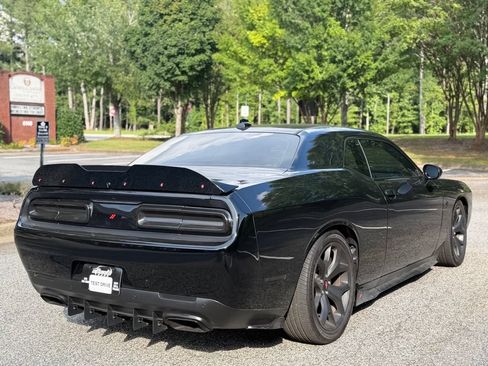 Used 2015 Dodge Challenger R/T w/ Quick Order Package 28B R/T RWD image 5