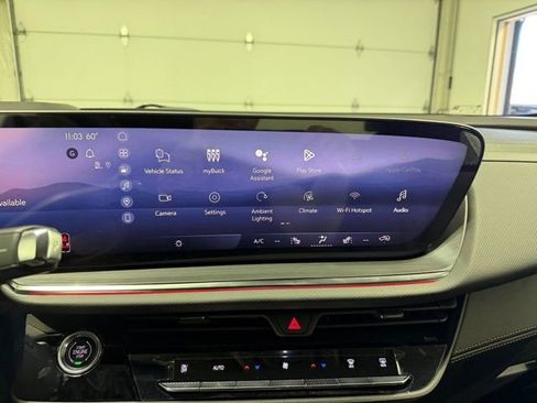 New 2026 Buick Envision Preferred image 17