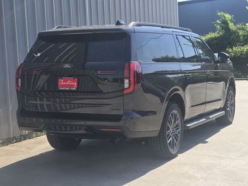 New 2026 Ford Expedition Max Platinum w/ Stealth Appearance Package AWD/4WD image 3