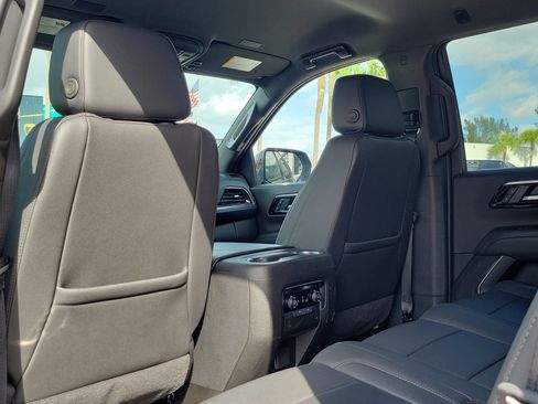 Used 2025 Chevrolet Tahoe LT image 15