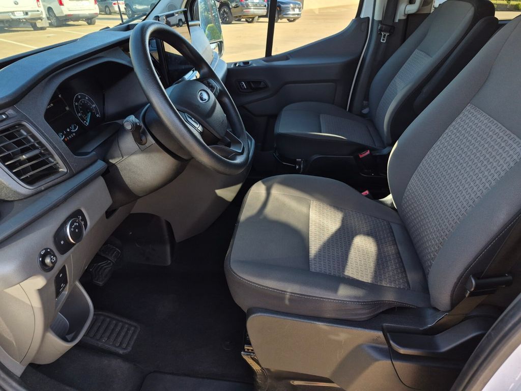 Used 2024 Ford Transit 350 XLT RWD image 25