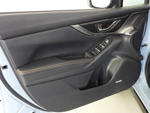 Used 2019 Subaru Crosstrek 2.0i Limited w/ Moonroof Package w/Navigation AWD/4WD image 11