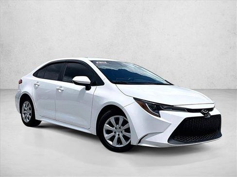 Used 2021 Toyota Corolla LE FWD image 12